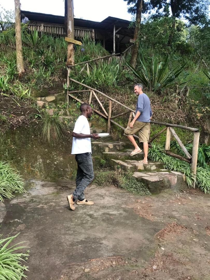 Om Hostel Bunyonyi Kabale Екстериор снимка