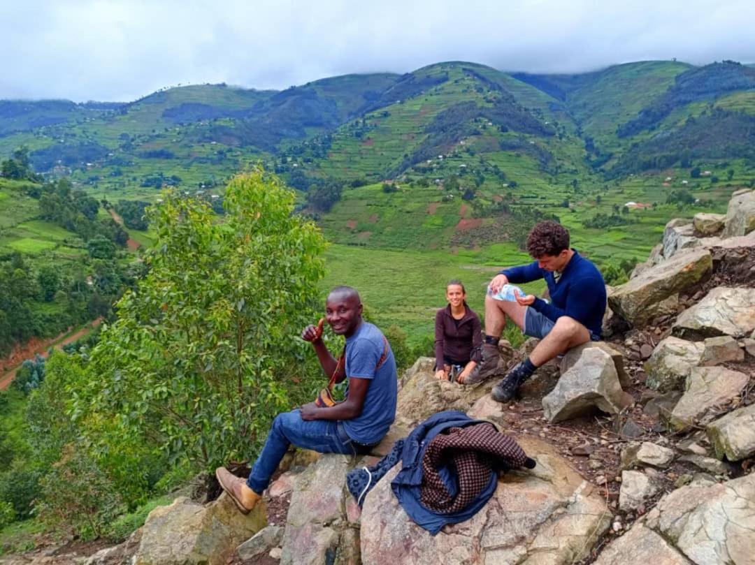 Om Hostel Bunyonyi Kabale Екстериор снимка