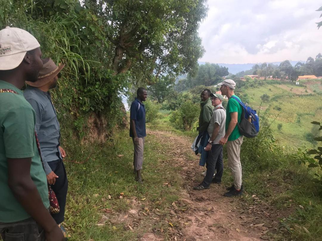 Om Hostel Bunyonyi Kabale Екстериор снимка