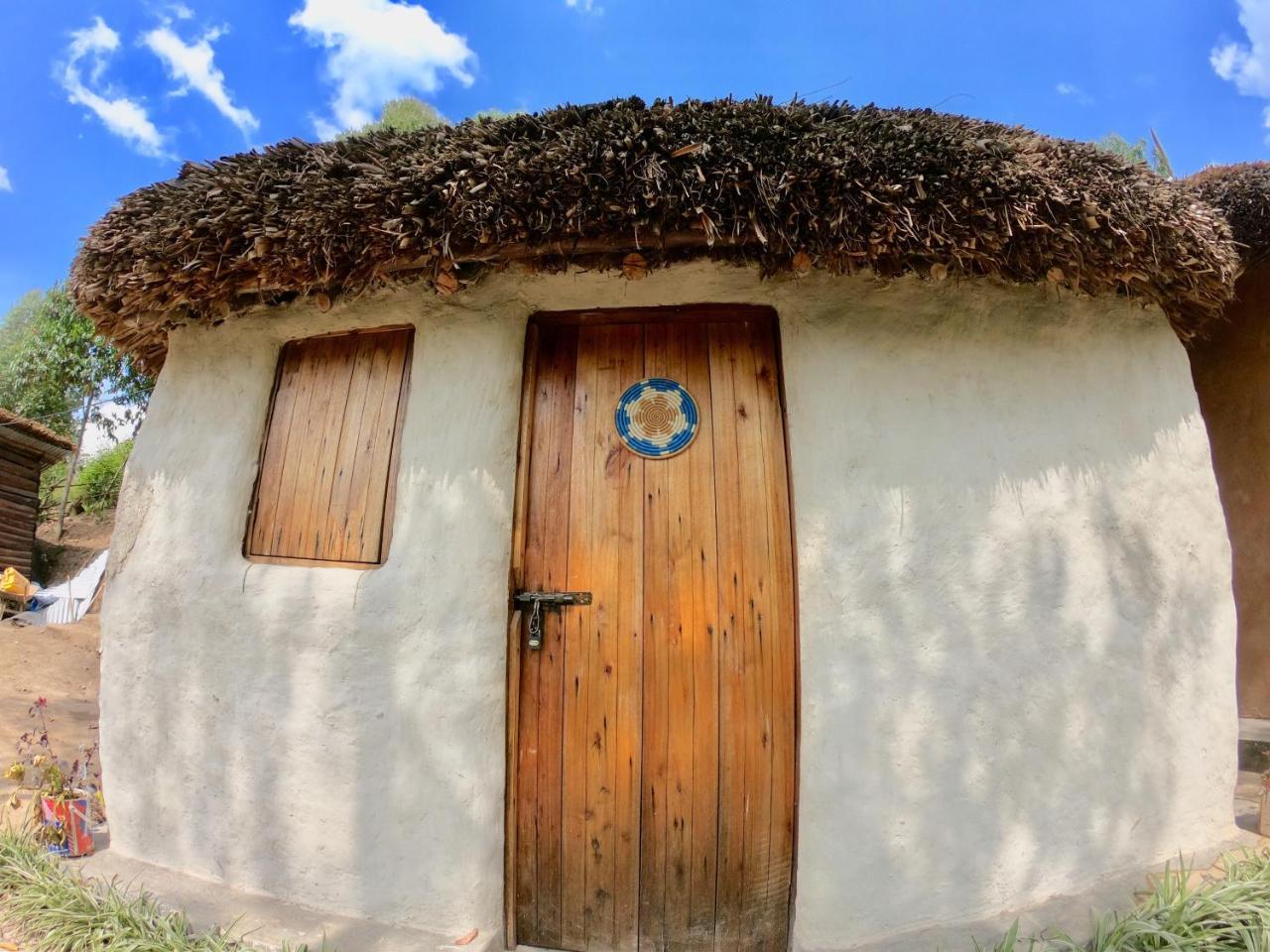 Om Hostel Bunyonyi Kabale Екстериор снимка
